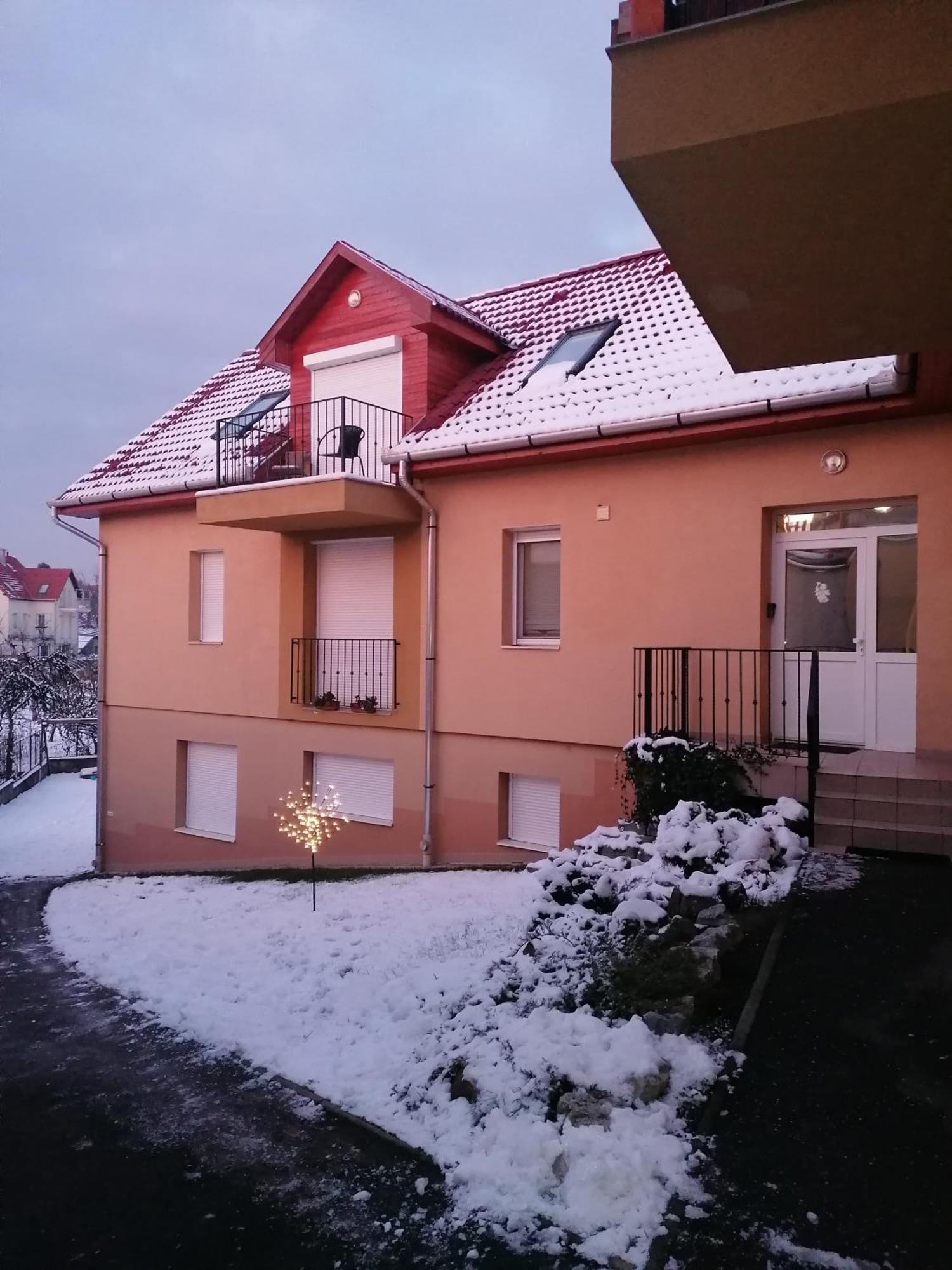 Zita Apartman Eger Exterior photo
